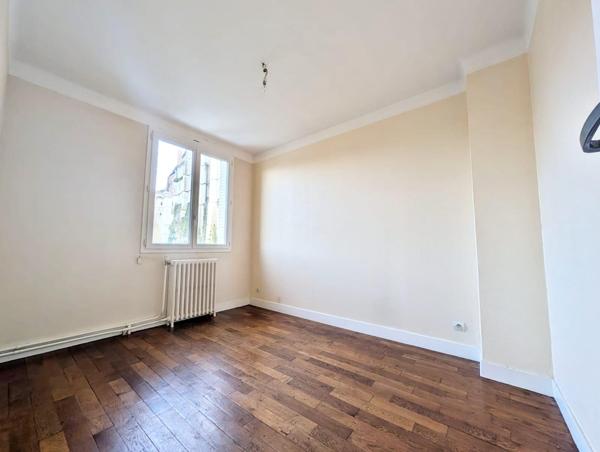 Charmante maison d’environ 55 m² avec Une vue exceptionnelle sur le château et le Loir