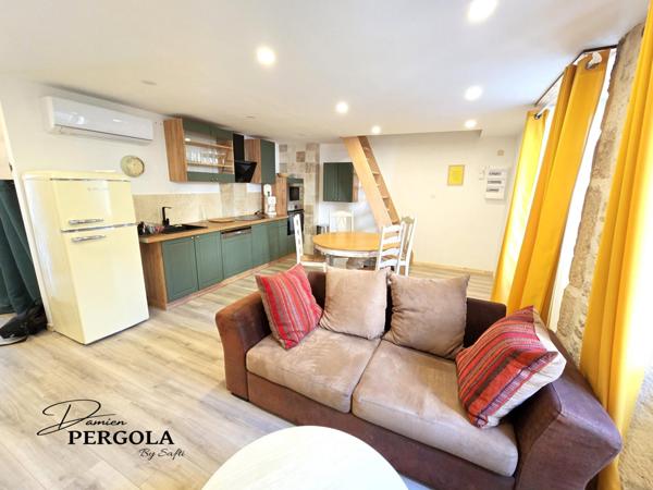 2 appartements entièrement rénovés + grange et garage en plein centre de Montignac