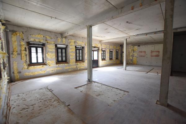 Local commercial Pierrelaye 1158 m2