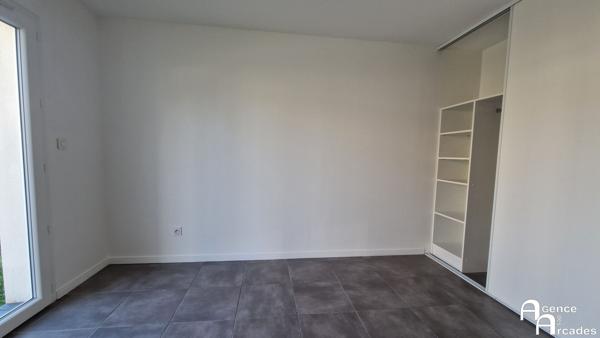 MAISON RECENTE Vayres (33870)