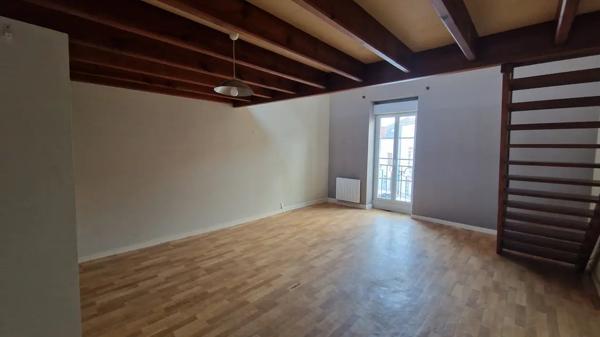 FAIRE OFFRE! Idéal INVESTISSEUR : ensemble immobilier (appar