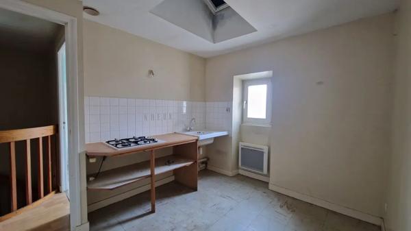 FAIRE OFFRE! Idéal INVESTISSEUR : ensemble immobilier (appar