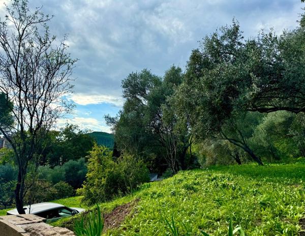 Les Arcs Var - appartement à rénover 54m2+ combles aménageables 40m2