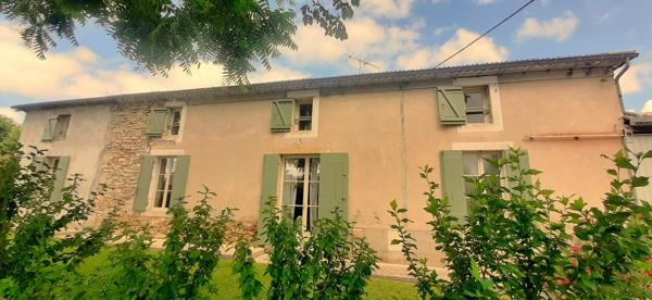 Maison en pierre de 153 m²  4 CH , terrain  clos 1862 m² - GIRONDE (33) - NOUVELLE AQUITAINE