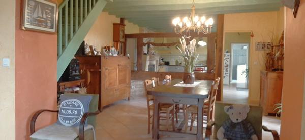 Maison en pierre de 153 m²  4 CH , terrain  clos 1862 m² - GIRONDE (33) - NOUVELLE AQUITAINE