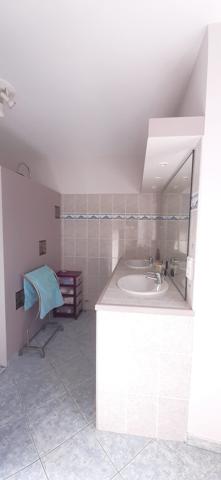 Maison en pierre de 153 m²  4 CH , terrain  clos 1862 m² - GIRONDE (33) - NOUVELLE AQUITAINE