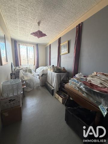 Immeuble à vendre 390 m² Perthes