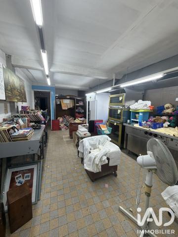 Immeuble à vendre 390 m² Perthes