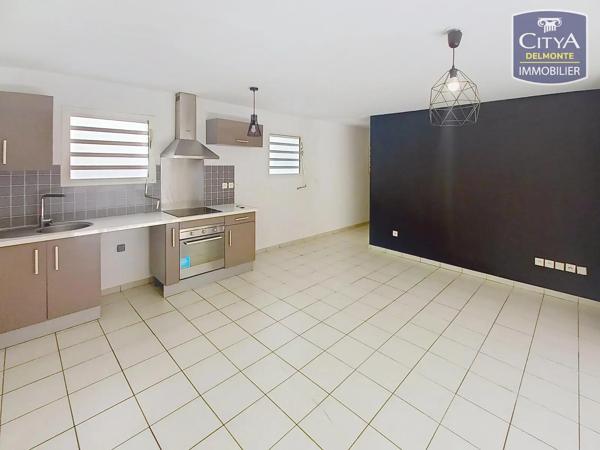 Appartement à vendre 2 pièces 48m² Saint-Pierre (97410)