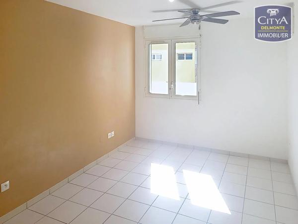 Appartement à vendre 2 pièces 48m² Saint-Pierre (97410)