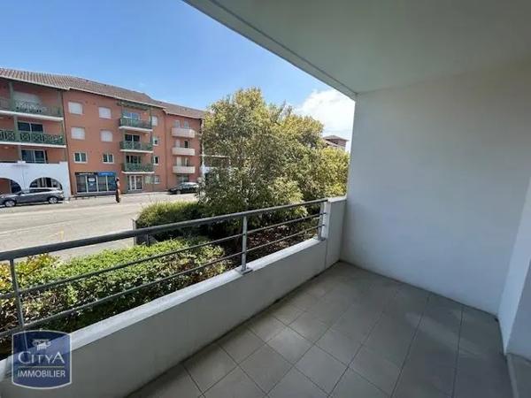 Appartement à louer 2 pièces 42.5m² Saint-Paul-lès-Dax (40990)