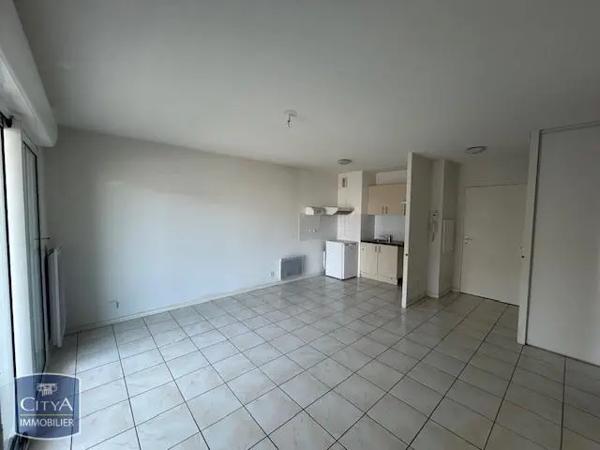 Appartement à louer 2 pièces 42.5m² Saint-Paul-lès-Dax (40990)