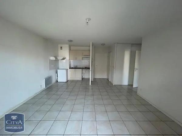 Appartement à louer 2 pièces 42.5m² Saint-Paul-lès-Dax (40990)