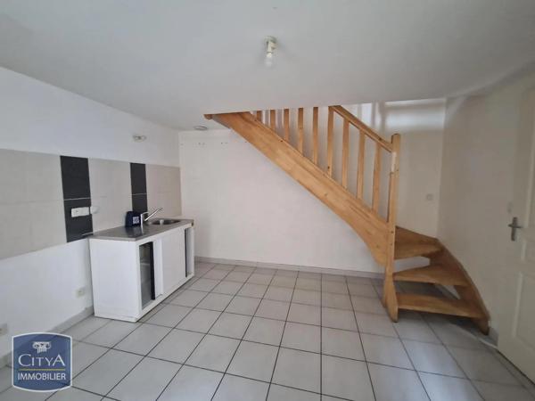 Appartement à louer 2 pièces 41.03m² Tence (43190)