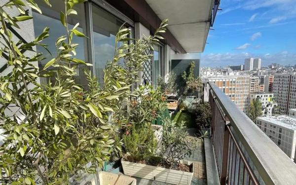 Appartement à louer    3 pièces • 70,65 m2 Paris 14