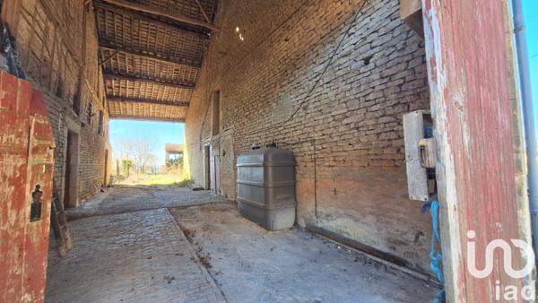 Ferme 4 pièces de 118 m² à Attigny (08130)