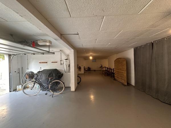 MAISON CONTEMPORAINE, BEAUX VOLUMES, ENVIRONNEMENT RECHERCHE 785 000 €
