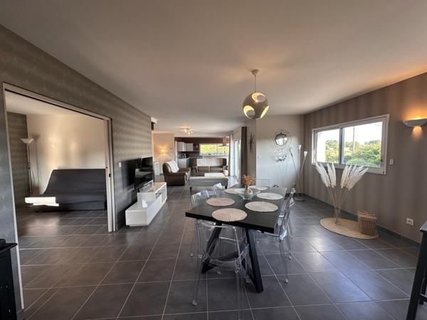 MAISON CONTEMPORAINE, BEAUX VOLUMES, ENVIRONNEMENT RECHERCHE 785 000 €
