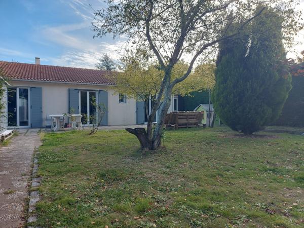 Maison de plain-pied, 4 chambres, Jardin