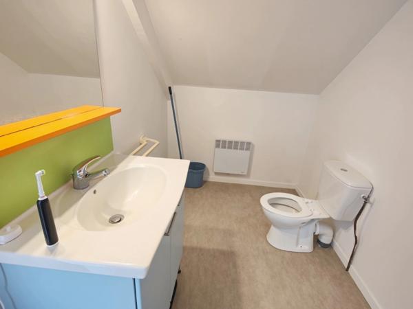 Appartement à louer 2 pièces ROSTRENEN (22)