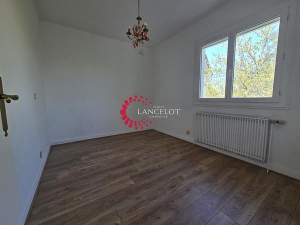 Maison 8 P de 220 m² avec terrasse et jardin arboré de 1195 m²