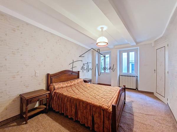 Millau (12100) Duplex à rénover au cœur de Millau : le potentiel à l’état pur !