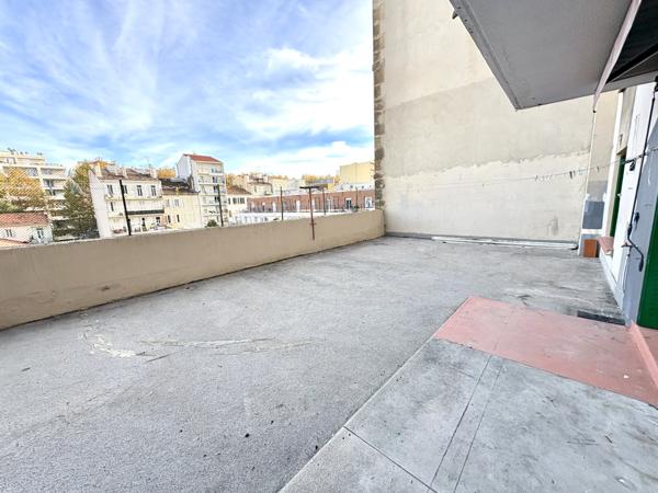 Marseille (13003) T4 avec Grande Terasse - Crimée / National - 13003