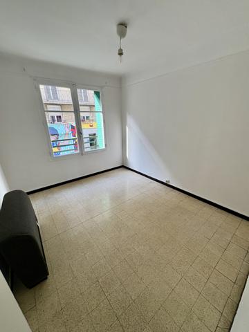 Marseille (13003) T4 avec Grande Terasse - Crimée / National - 13003