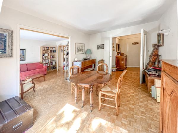 Rare : 4 pièces lumineux avec balcon, vue sur jardin et studio indépendant.