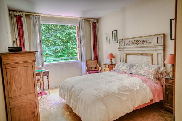 Rare : 4 pièces lumineux avec balcon, vue sur jardin et studio indépendant.