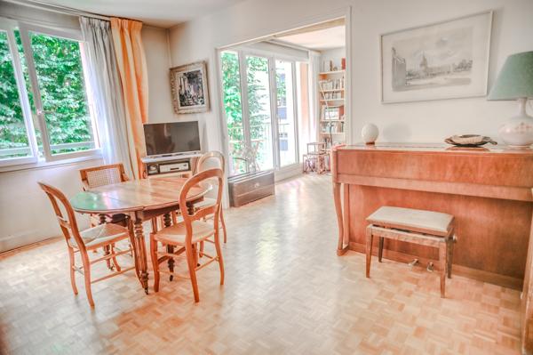 Rare : 4 pièces lumineux avec balcon, vue sur jardin et studio indépendant.