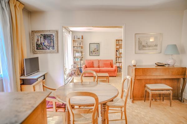 Rare : 4 pièces lumineux avec balcon, vue sur jardin et studio indépendant.