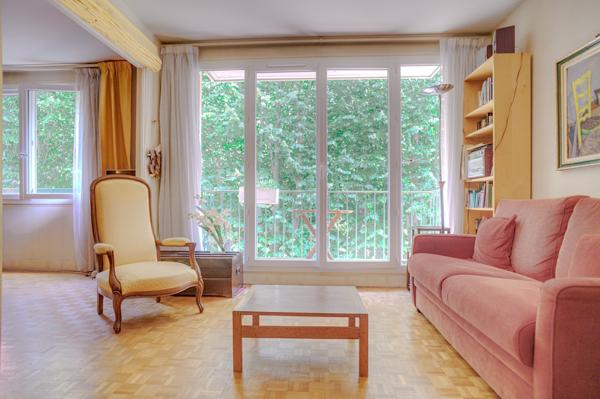 Rare : 4 pièces lumineux avec balcon, vue sur jardin et studio indépendant.