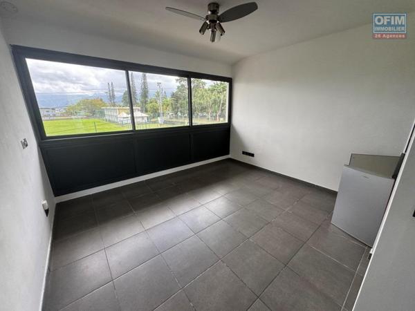 A vendre 2 studios côte à côte face à l'université du Tampon idéal pour investissement locatif