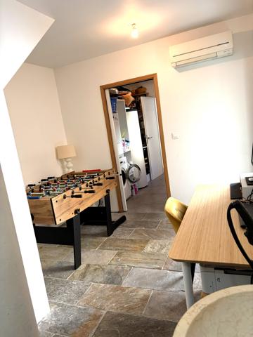 Maison 9 pièce(s) 5 chambre(s) 195.37 m²
