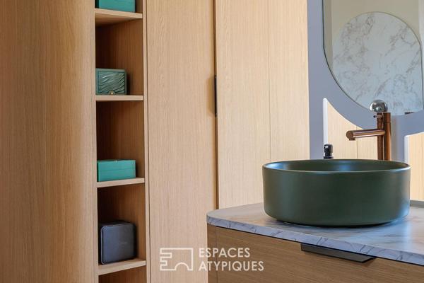 Signature contemporaine proche des plages
