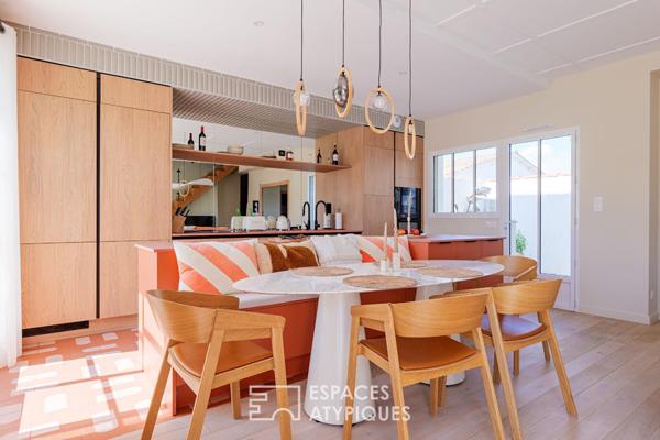 Signature contemporaine proche des plages