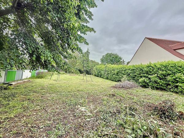 Terrain plat à Bâtir 467m²