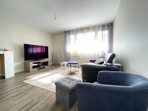 2 chambres refait à neuf ! 195 000 € ** - Référence 1877