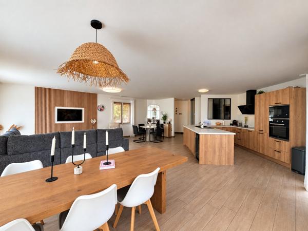 Maison récente de 146 m² avec piscine sur terrain arboré de 1 646 m²