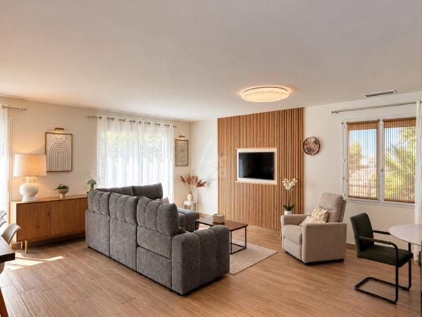 Maison récente de 146 m² avec piscine sur terrain arboré de 1 646 m²