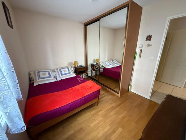Appartement T3 Villeurbanne Gratte ciel. petite copropriété récente, balcon à vivre, garage, en intérieur de copropriété, proche métro
