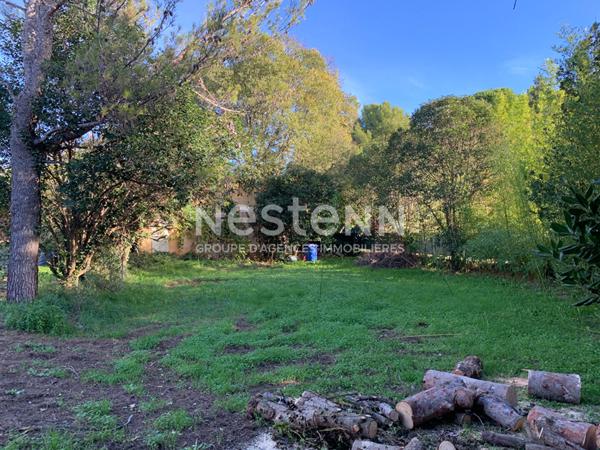A vendre Terrain plat de 837m² aux Solans - AUBAGNE