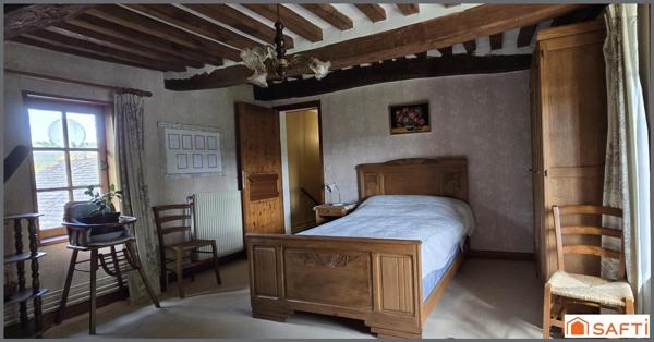 Propriété normande avec 3 maisons, vue dégagée.