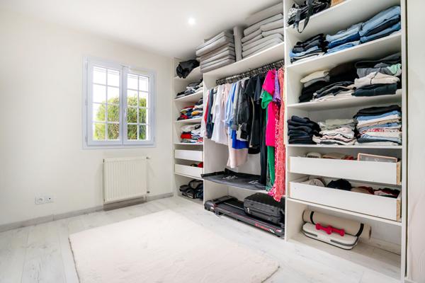 Pavillon 3 chambres lumineux avec vue sur les vignes - ÉPIEDS, proche Saumur