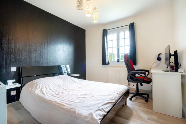 Pavillon 3 chambres lumineux avec vue sur les vignes - ÉPIEDS, proche Saumur