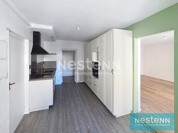 Vente d'un appartement de 3 pièces dans le centre ville de Lamballe