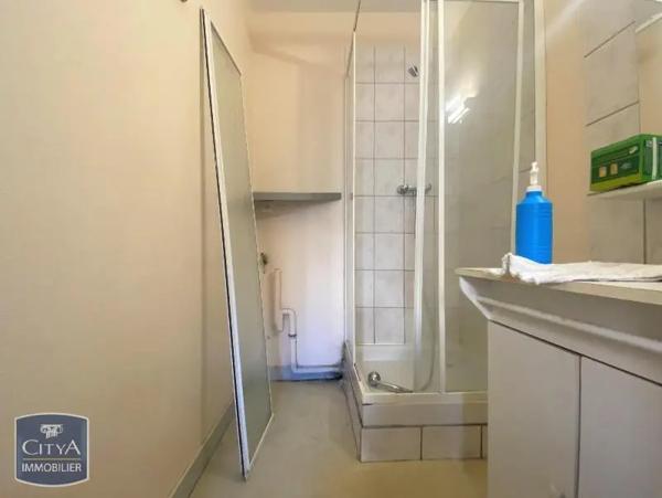 Appartement à louer 2 pièces 68.93m² Nantes (44000)