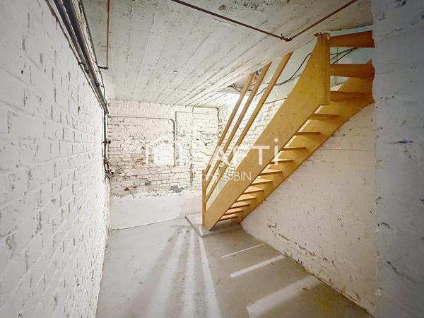 Maison de ville, cave et jardin