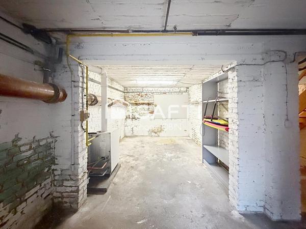 Maison de ville, cave et jardin